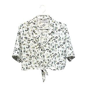 136. Noisy May Floral Tie-Front Blouse